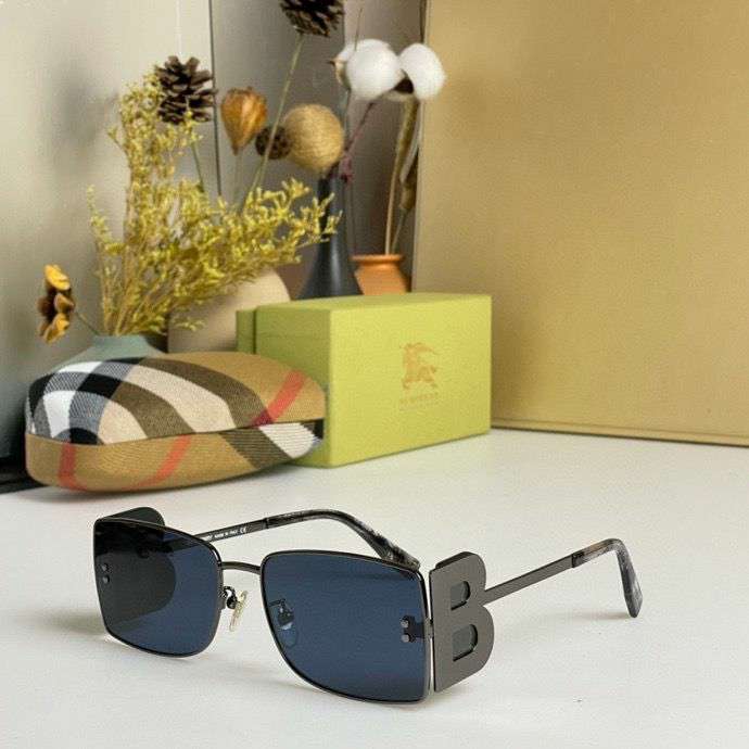 Picture of Burberry Sunglasses _SKUfw46570391fw